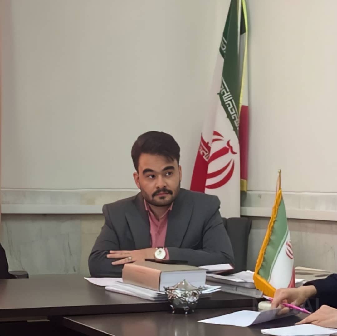 ایمان مشایخی فر